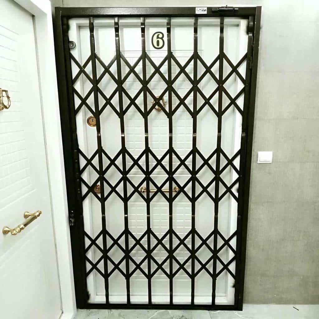 درب آکاردئونی قفل مخفی کتابی برای کنترل رفت‌وآمد