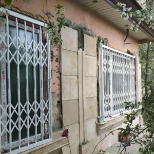 6 مدل درب آکاردئونی طلایی سلطنتی