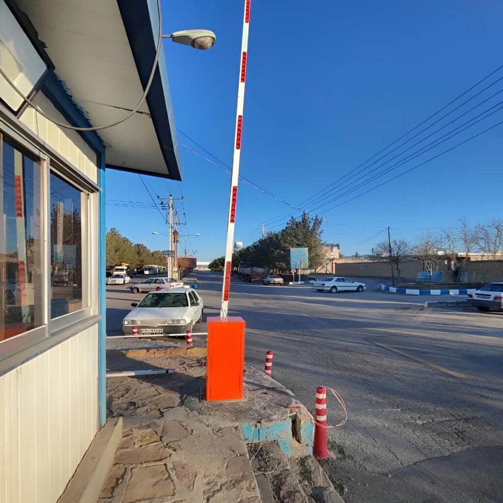 دوربین پلاک خوان پارکینگ برای ثبت مطمئن عبور دوربین پلاک خوان پارکینگ برای ثبت مطمئن عبور
