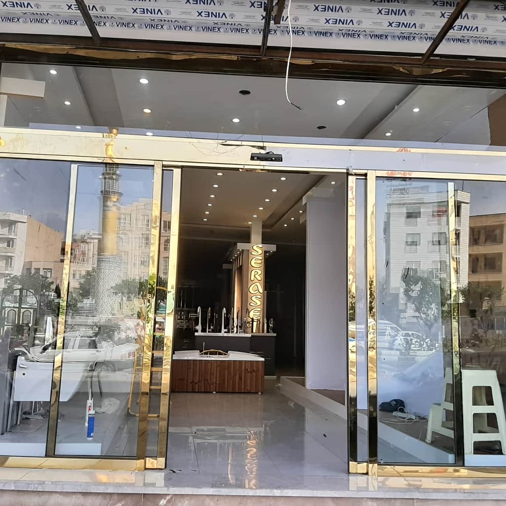 درب اتوماتیک پرتردد با حسگر ایمنی کودک