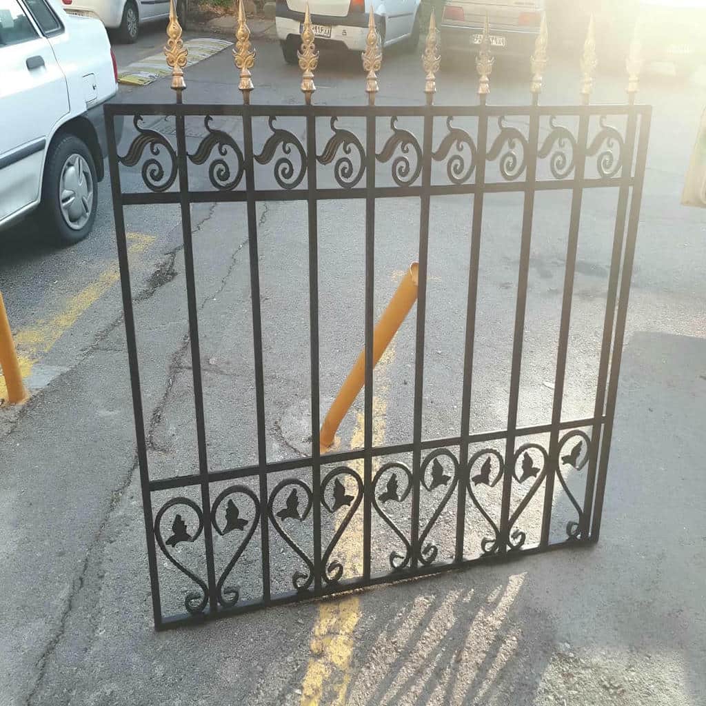 خرید حفاظ پنجره جای گلدان دار با سبد مقاوم