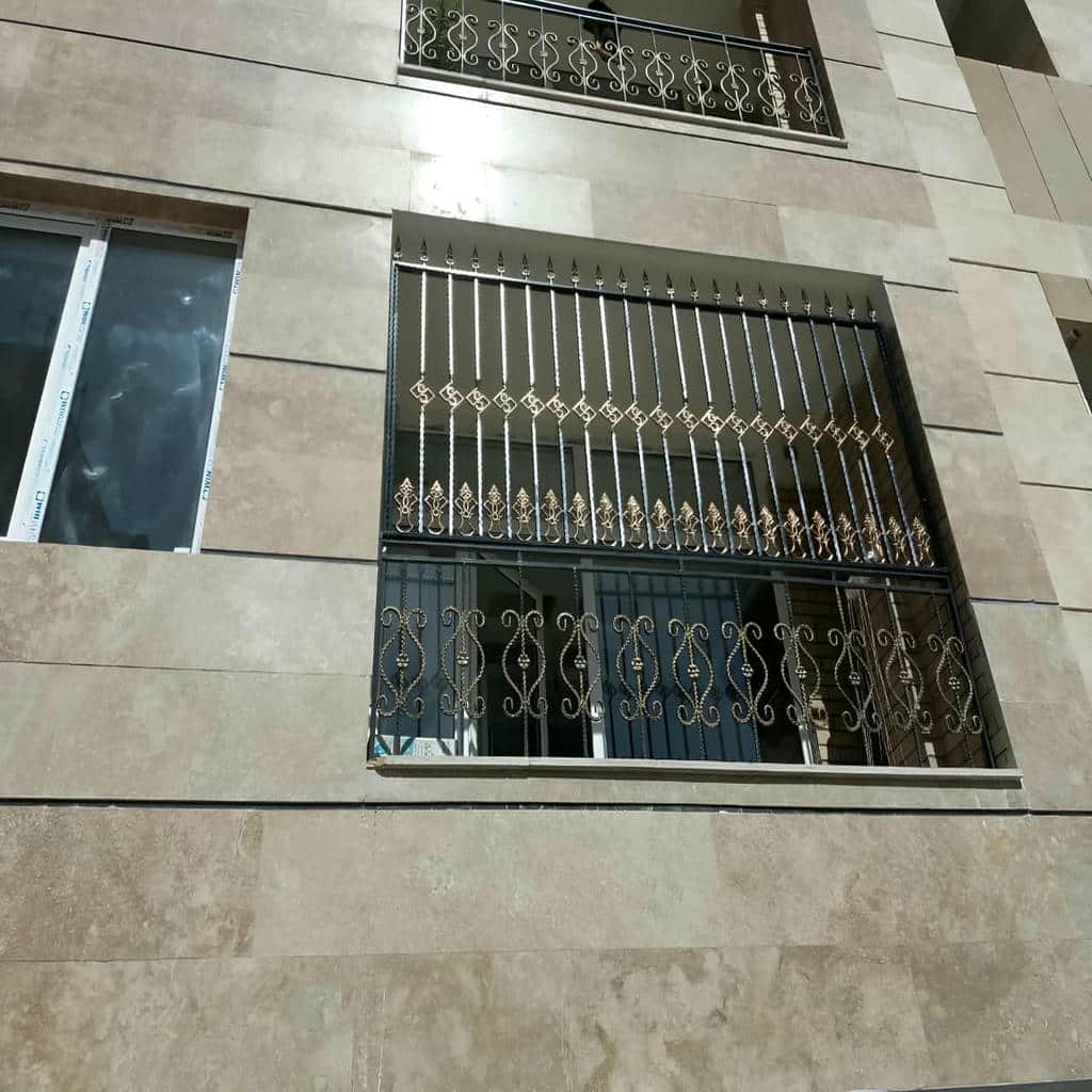 ساخت حفاظ پنجره ریلی بازشو دولنگه