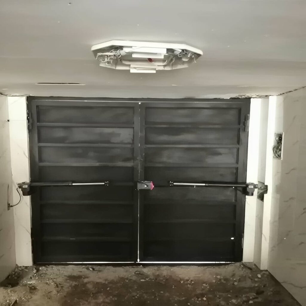 ساخت شاسی جک درب حیاط سنگین برای حرکت پایدار