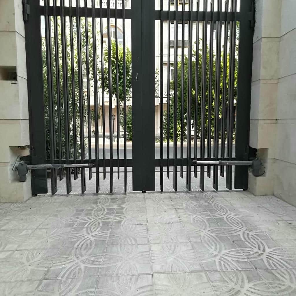 سفارش جک درب پارکینگ الکترومکانیک خانگی برای درب دولنگه