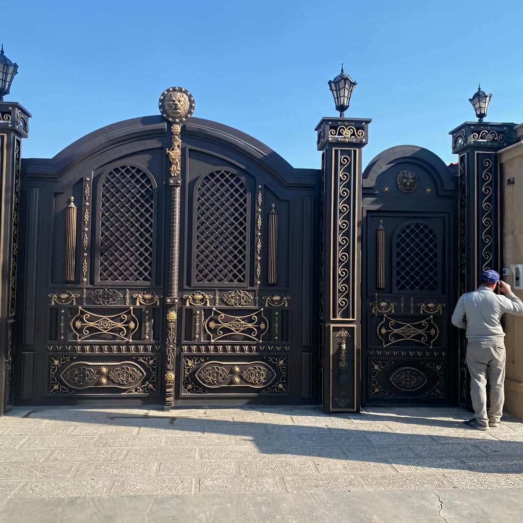 فروش درب پارکینگ ویلا ماشین رو برای تردد روزانه