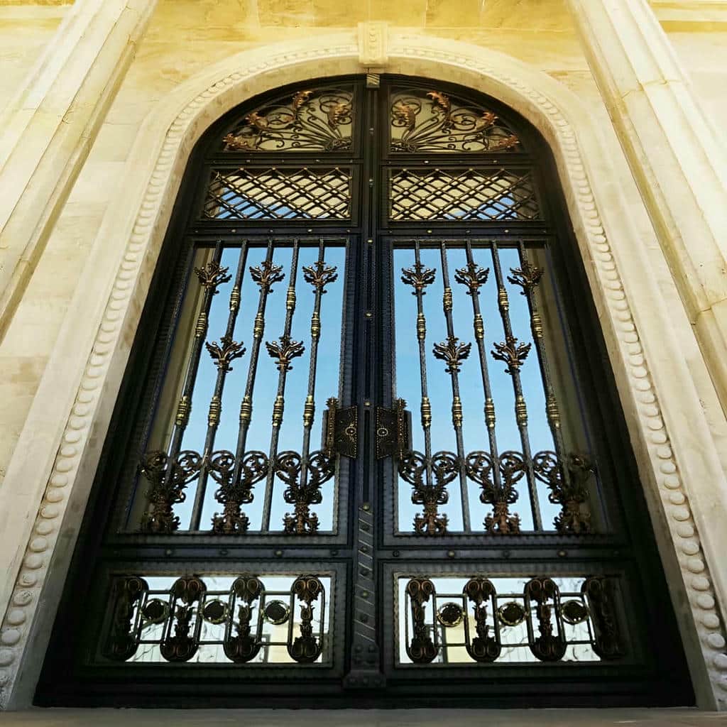 درب طاق دار جناغی برای امنیت ورودی