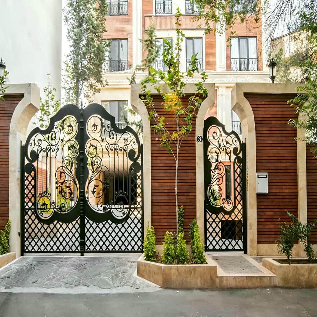 فروش درب پارکینگ چند واحدی با قفل برقی