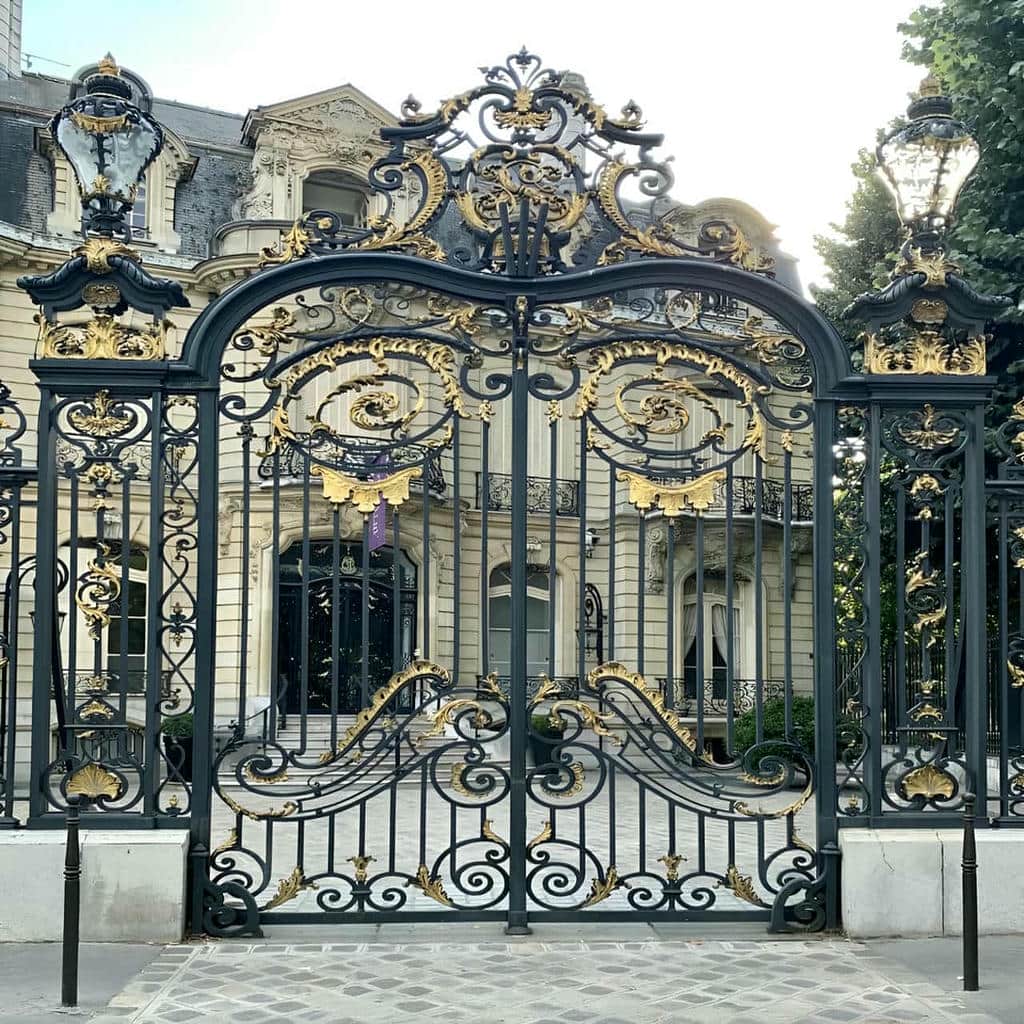 نصب درب پارکینگ ریلی ریل زمینی با ریل تراز