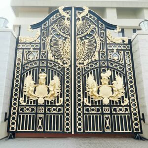 11 طرح درب پارکینگ کشویی محوطه