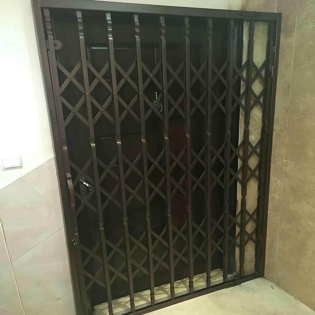 حفاظ متحرک با سرویس آسان