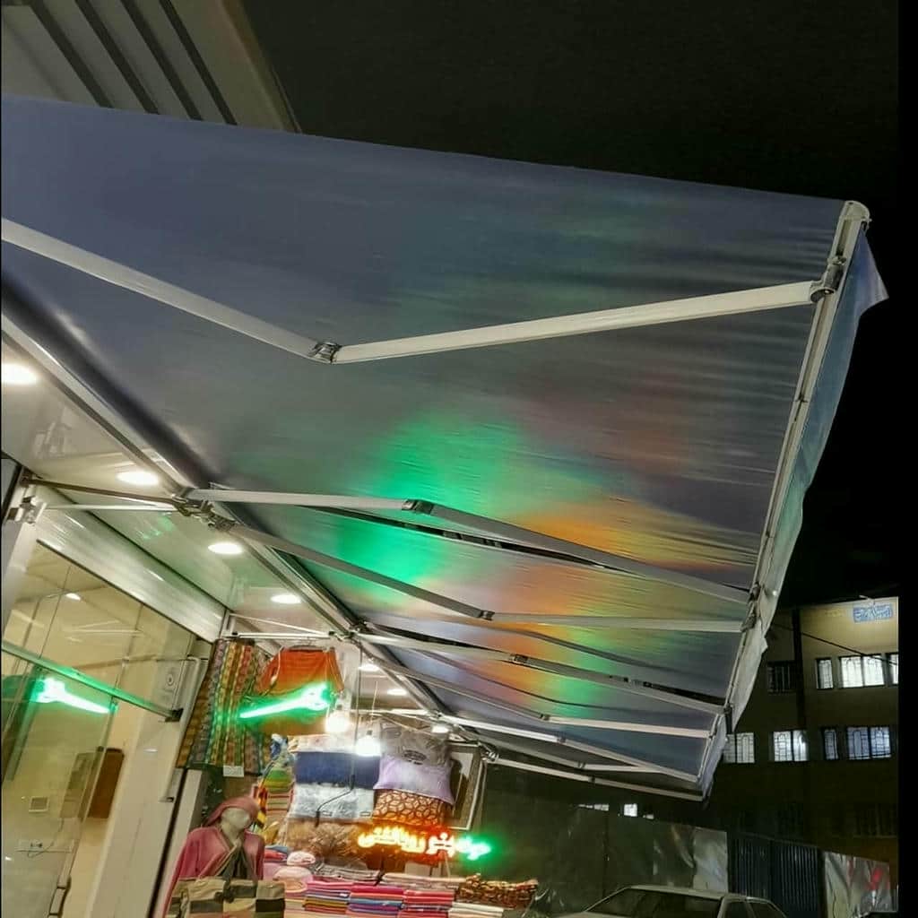 سایه بان متحرک با کنترل آسان سایه بان متحرک با کنترل آسان