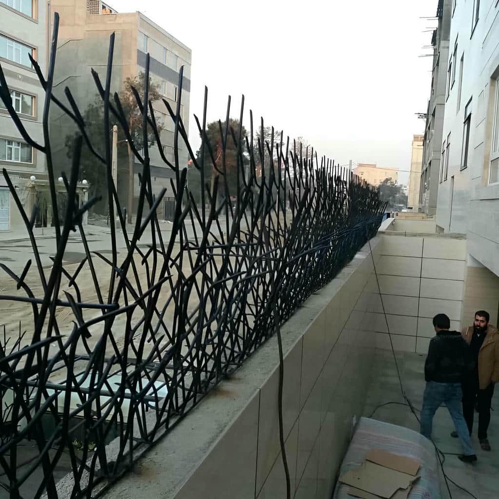 حفاظ سرنیزه ای محوطه