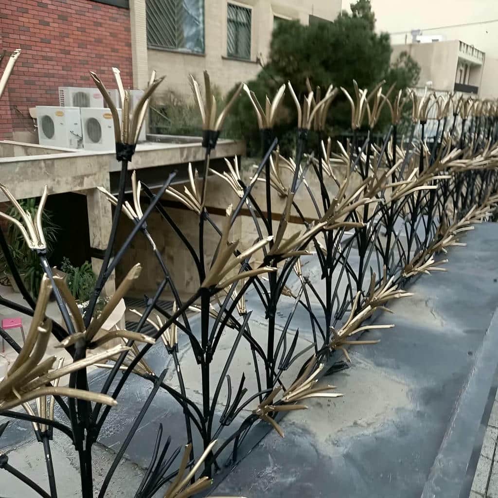 نرده حفاظ دیوار مدرن