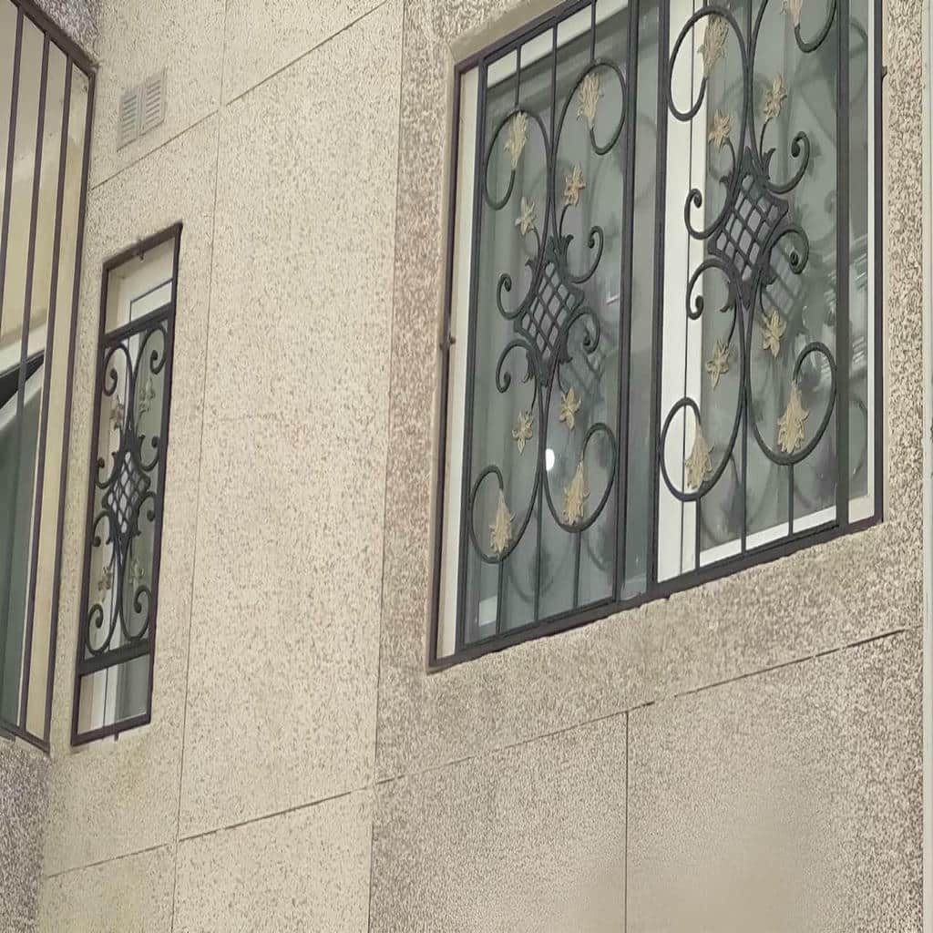 حفاظ پنجره آهنی بیرونی