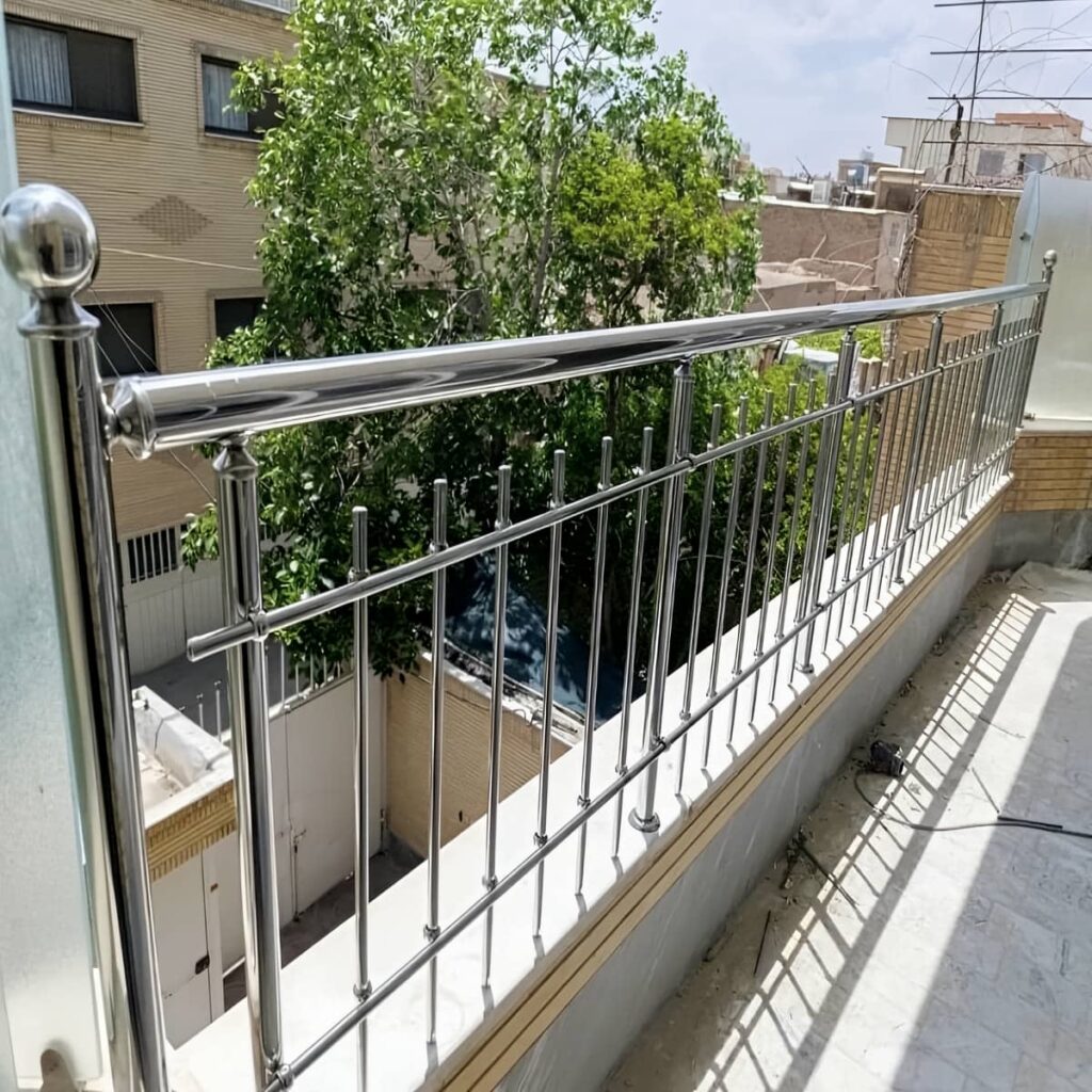نرده بالکن سفارشی کم عرض