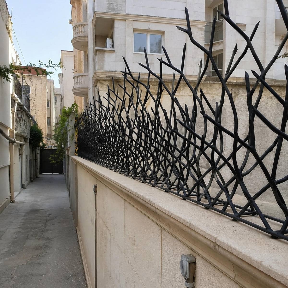 مرکز فروش مستقیم حفاظ شاخ گوزنی مناسب ویلا و باغ