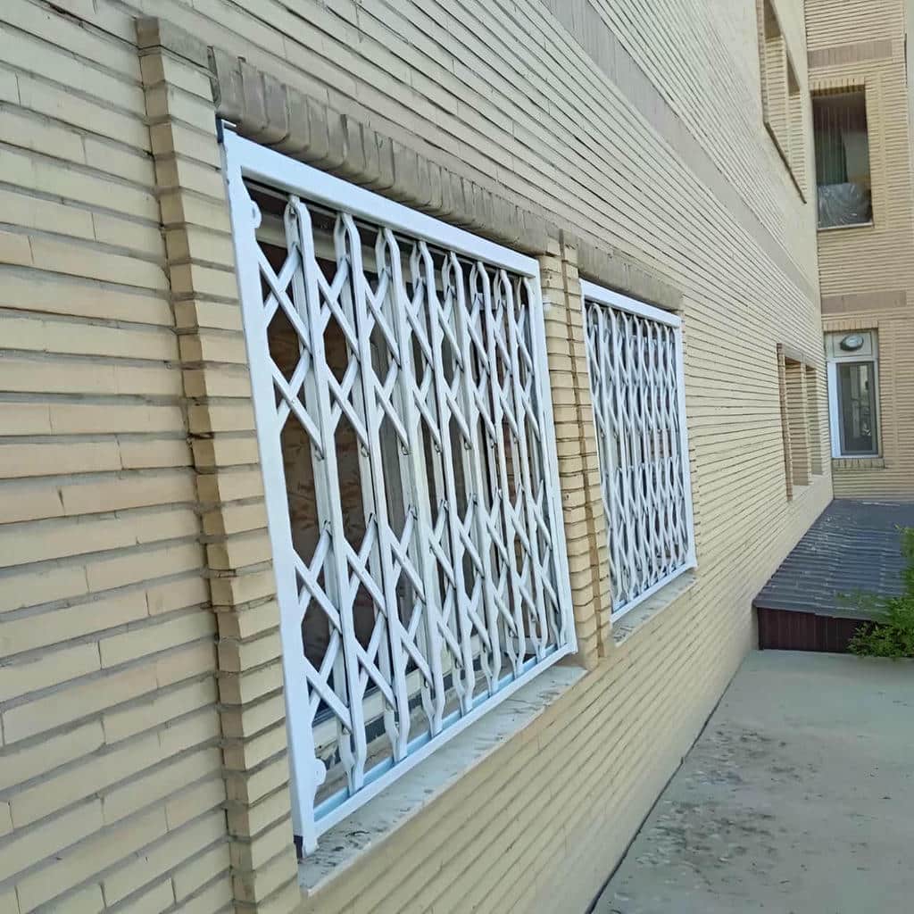 حفاظ فرفورژه نمای ساختمان