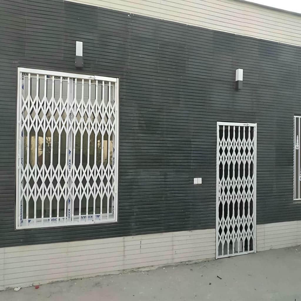 محافظ پنجره فلزی روان محافظ پنجره فلزی روان