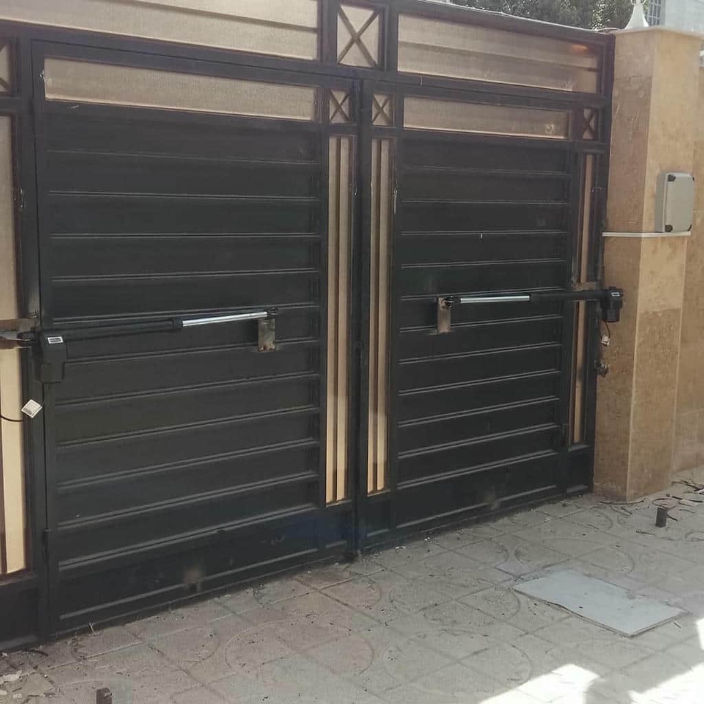 جک درب پارکینگ بازویی مشکی در قم