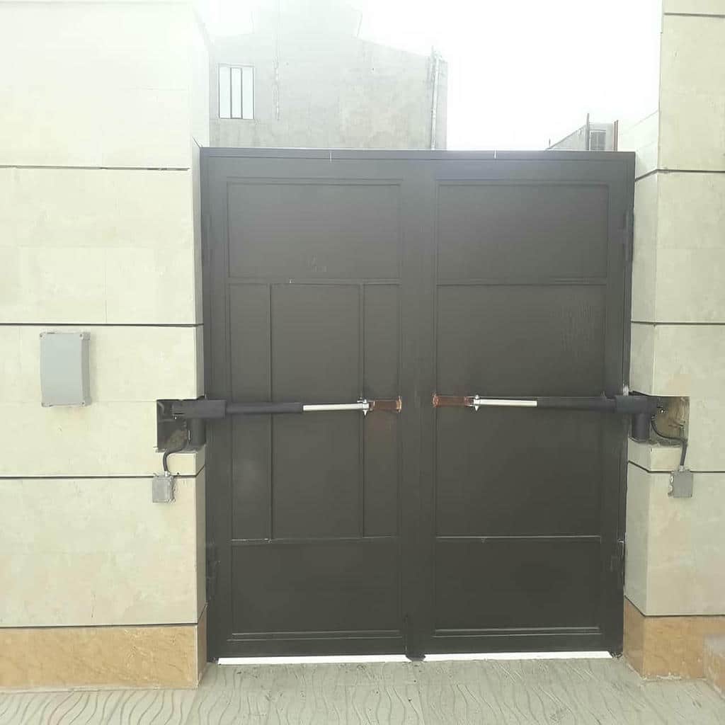 جک درب پارکینگ با چشمی ایمنی