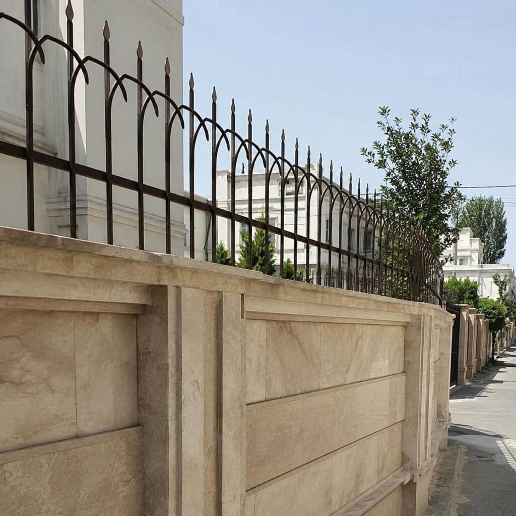 حفاظ دیوار آهنی روی دیوار سنگی استان زنجان حفاظ دیوار آهنی روی دیوار سنگی استان زنجان