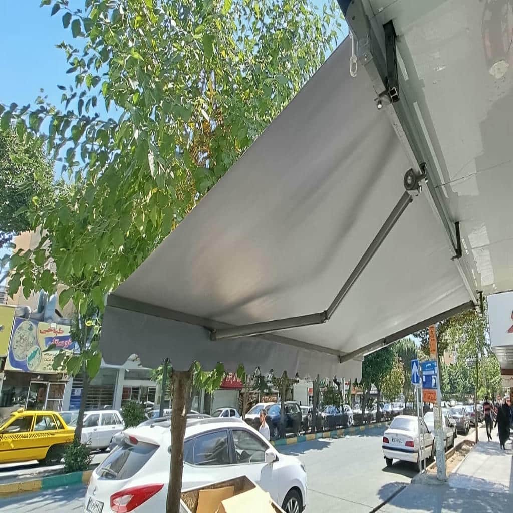 سایه بان اتوماتیک برای ورودی فروشگاه استان قم