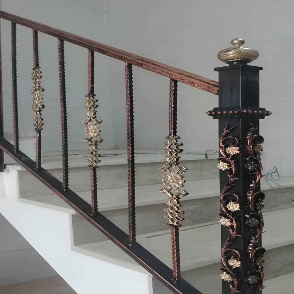 نرده راه پله فرفورژه کلاسیک در خرم آباد نرده راه پله فرفورژه کلاسیک در خرم آباد