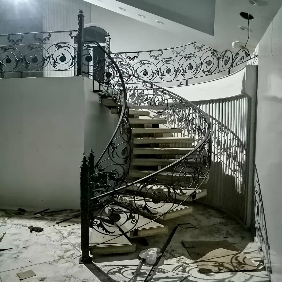 نرده راه پله فلزی مشکی در استان گلستان