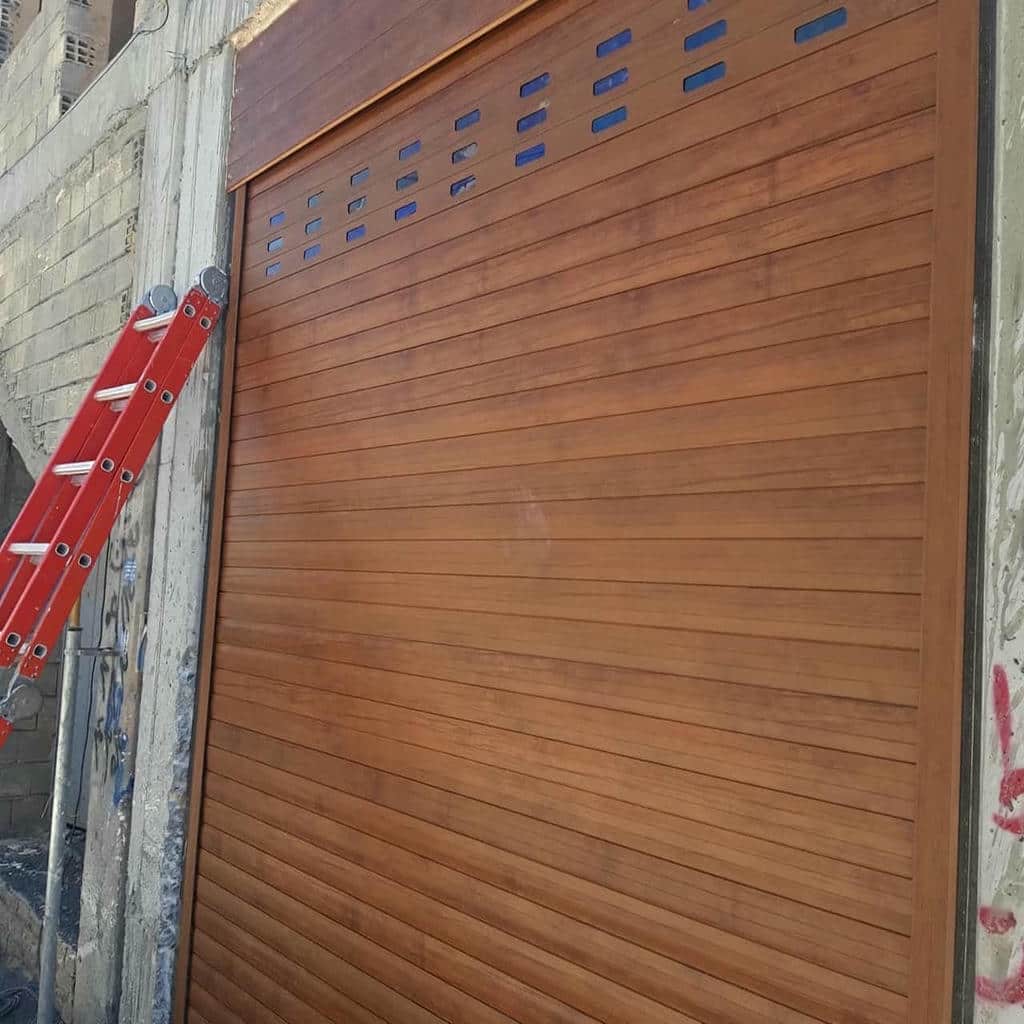 کرکره برقی ریموت دار پارکینگ در یاسوج