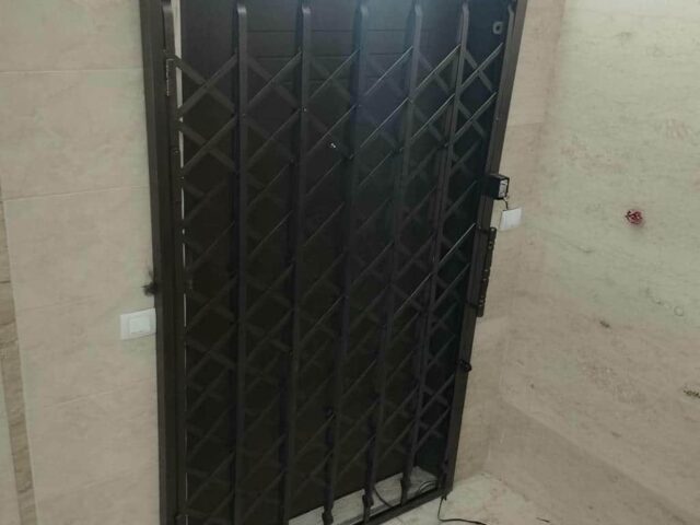 حفاظ درب آکاردئونی فلزی در بیرجند مرکز عرضه حفاظ درب آکاردئونی در بیرجند و حومه