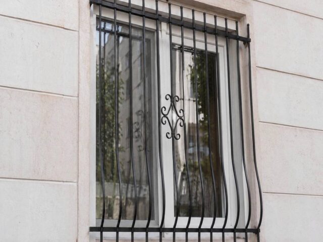 فروش تخصصی حفاظ پنجره در ارومیه و حومه