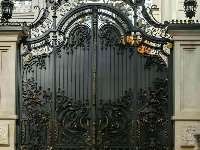 مرکز تخصصی فروش درب حیاط در خرم آباد و حومه
