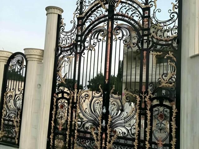 مرکز فروش و سفارش درب حیاط در یزد و حومه