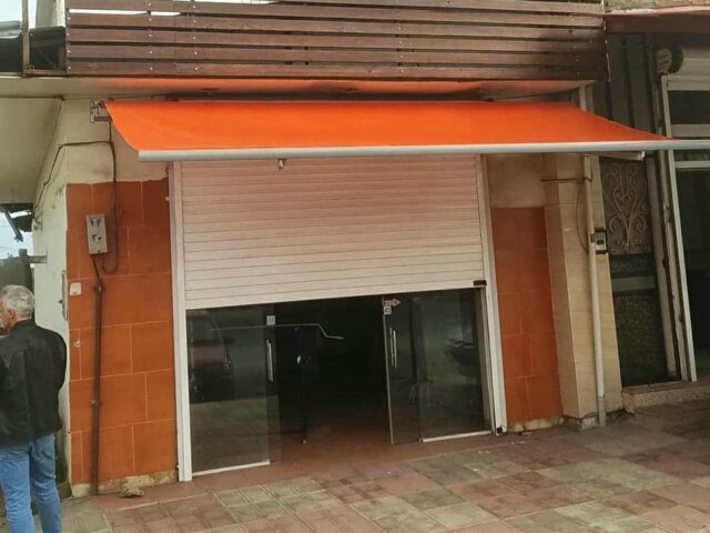 سایبان برقی در استان کرمان با پارچه کرم مرکز تخصصی فروش سایبان برقی در استان کرمان