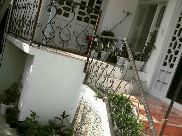 مرکز عرضه نرده راه پله در همدان و حومه